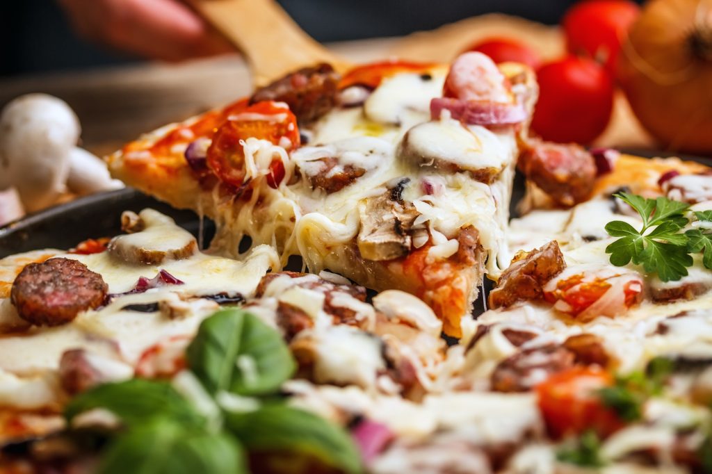 Wollombi Market at the Dos Juans Fine Food Farm, firewood pizza, etna pizza